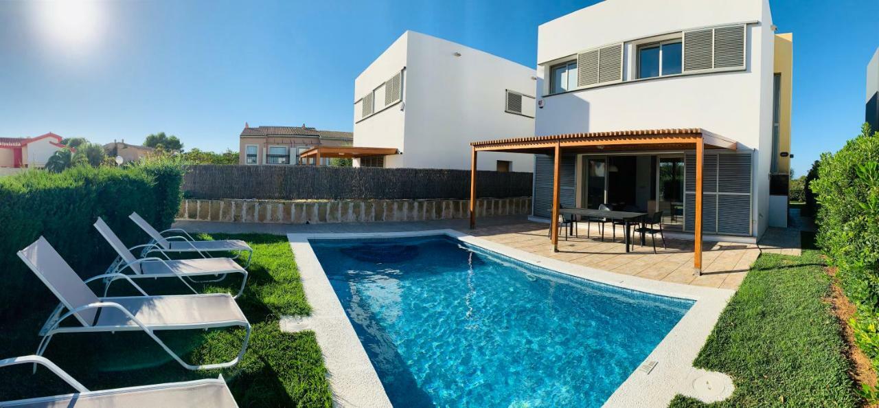 Villa Lauvic Cala'N Bosch  Exterior photo